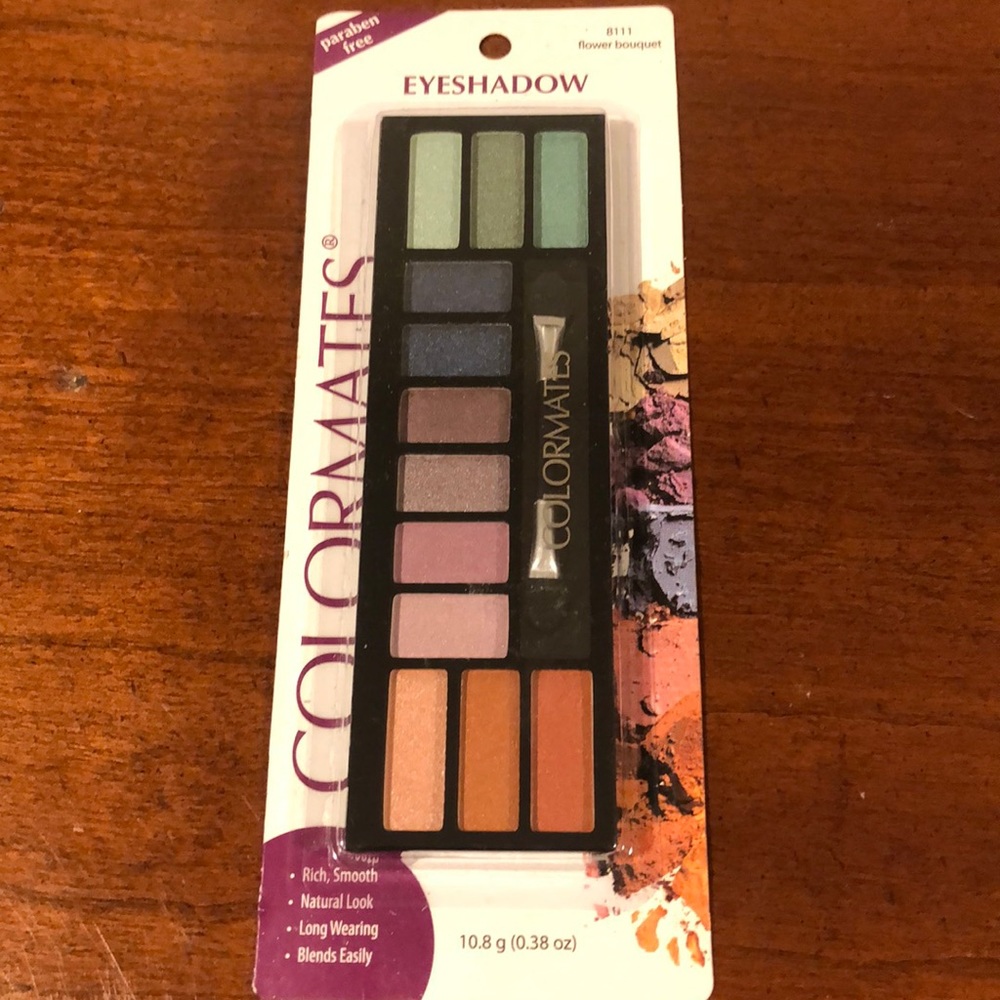 COLORMATES 12 COLOR EYESHADOW PALETTE